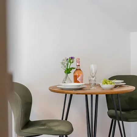 Leni 6 디엔텐암호크코니그